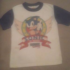 Sonic the hedgehog  T shirt